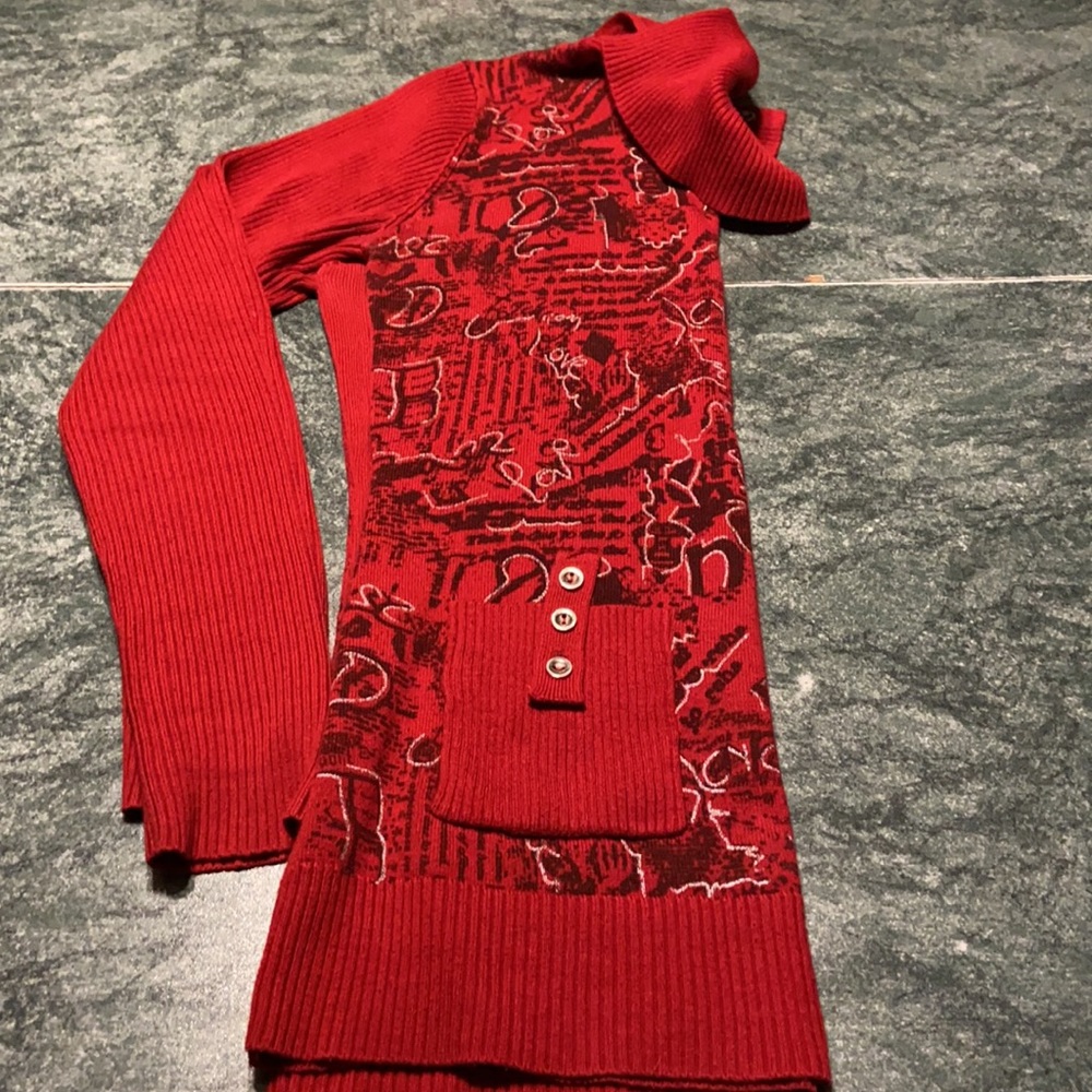 Brand new long sleeve sweater